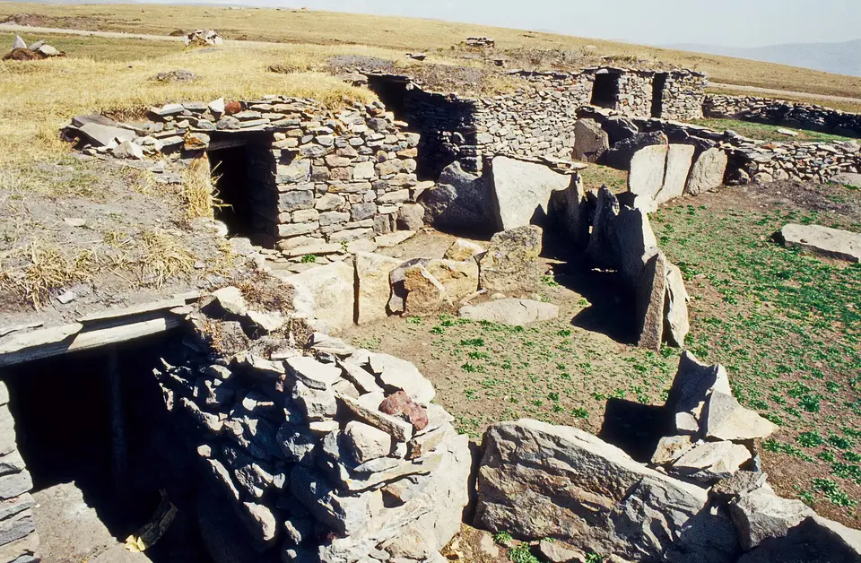 Temsilî görsel — Ardahan: dağlık arazi ve yerleşim
