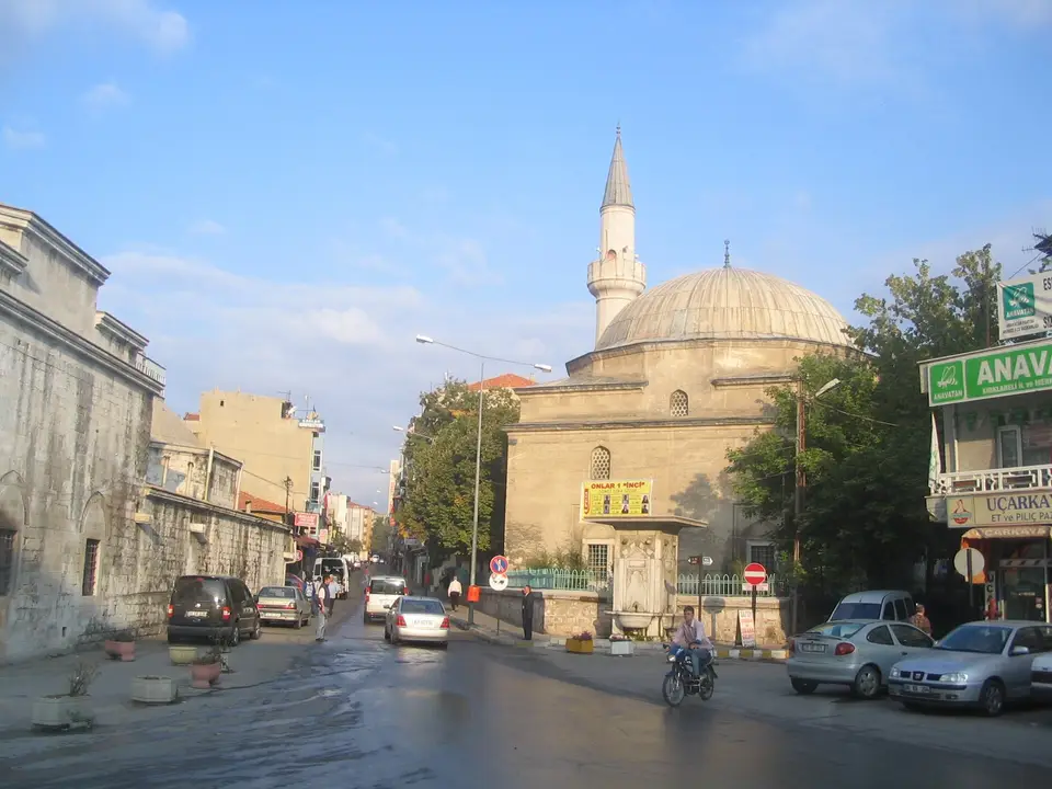 Temsilî görsel — Kırklareli: bir cami ve çevresi