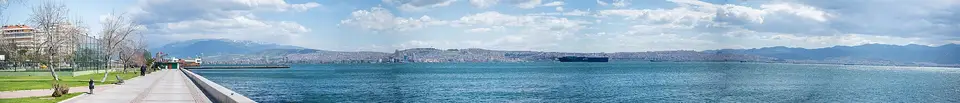 Temsilî görsel — Bayraklı (İzmir): kentin genel görünümü