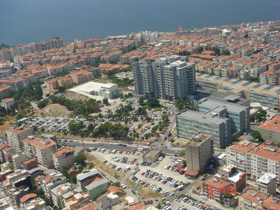 Temsilî görsel — Karabağlar (İzmir): kentin genel görünümü