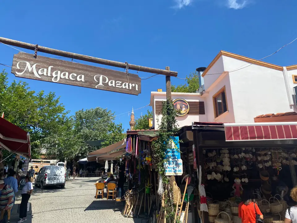 Temsilî görsel — Urla (İzmir): yöreden bir görünüm