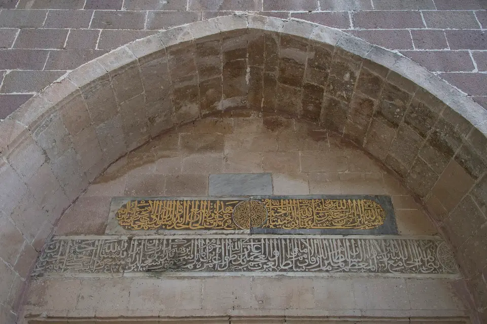 Temsilî görsel — Milas (Muğla): bir cami ve çevresi