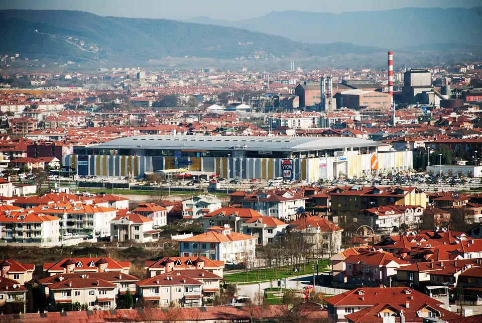 Temsilî görsel — Serdivan AVM çevresi
